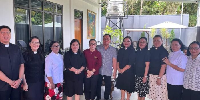 Andalkan Tuhan, Robby Dondokambey Didoakan Sesaat Sebelum Ikuti Debat Publik Kedua 2 1000451688