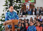 Ikuti Ibadah Syukur Awal Tahun Baru 2025 di GMIM Moria Sasaran, Bupati Tendean: Selamat Tahun Baru