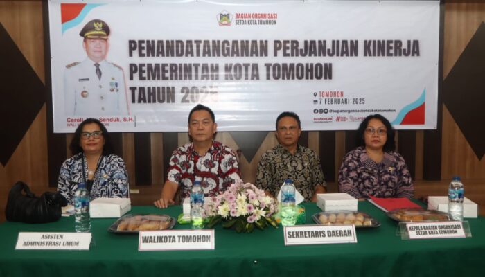 Penandatanganan Perjanjian Kinerja, Walikota Caroll Tekankan Kerja Sesuai Visi dan Misi Pemkot Tomohon 2 1000083122