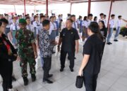 Bupati Robby Dondokambey Kunjungi Dan Motivasi Bagi Calon Paskibraka Kabupaten Minahasa