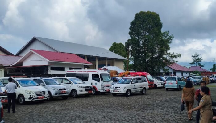 Pemkot Tomohon Gelar Apel Kendaraan Dinas Sekaligus Pemeriksaan BPK 2 1000057666