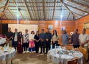 Perayaan Hari Ketupat, Caroll Senduk dan Sendy Rumajar Pererat Silaturahmi di Kediaman Herson Ali Raemah